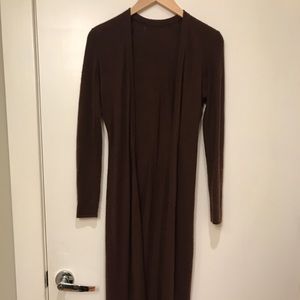 Long, cashmere sweater